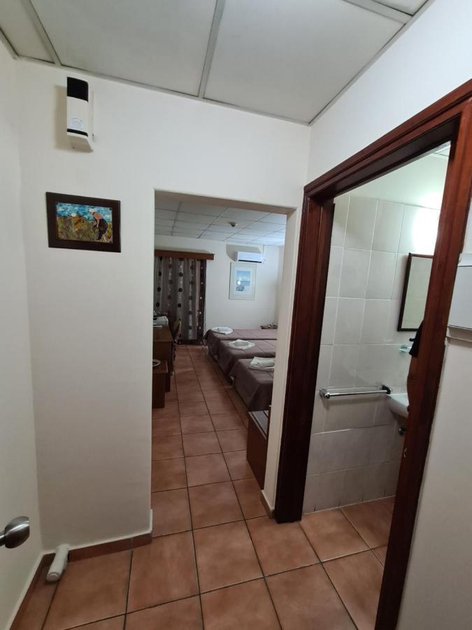 Metropole Hotel Limassol Kültér fotó