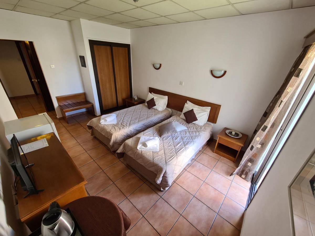 Metropole Hotel Limassol Kültér fotó